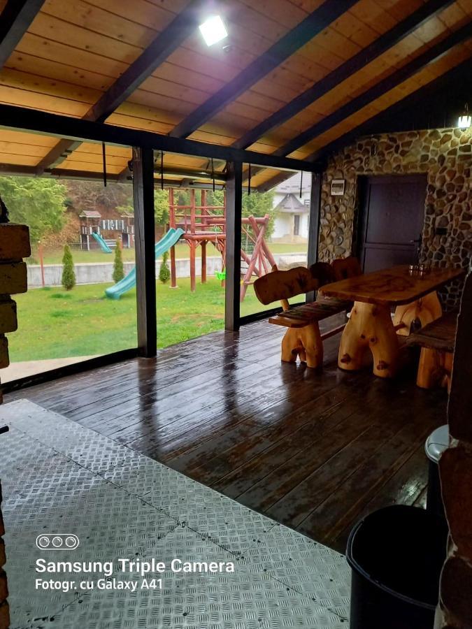 Cabana Ioana Voronet Buitenkant foto